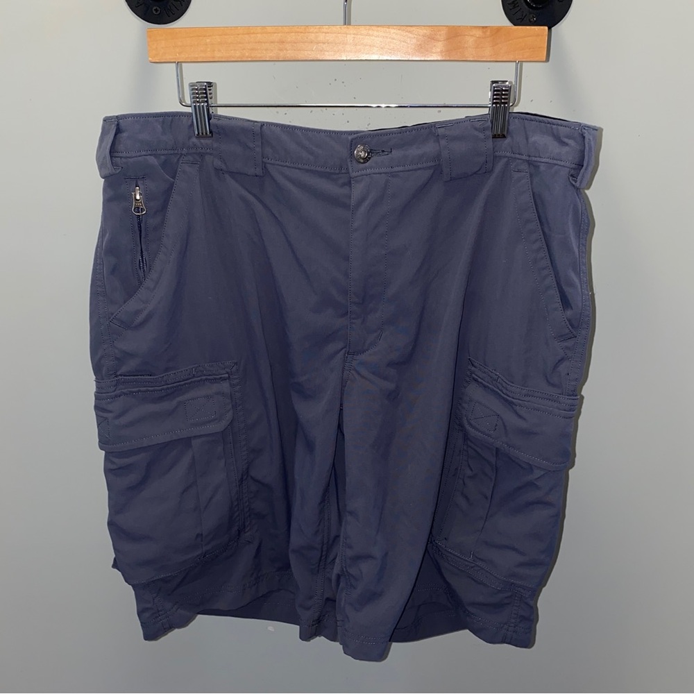 Duluth Trading Co Men’s Dry On The Fly Cargo Shorts 11” Inseam Gray